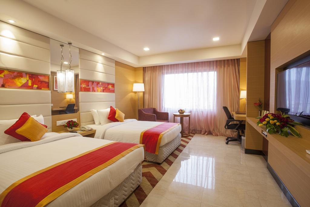 Dolphin Hotel Visakhapatnam Ngoại thất bức ảnh