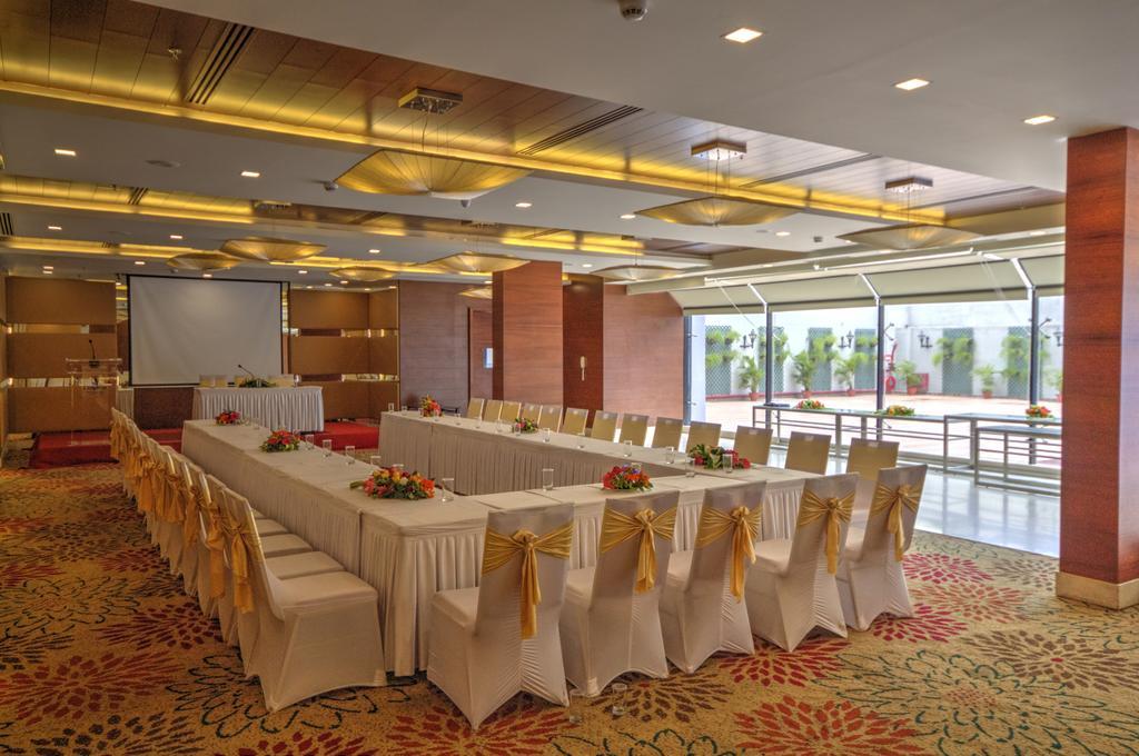 Dolphin Hotel Visakhapatnam Ngoại thất bức ảnh