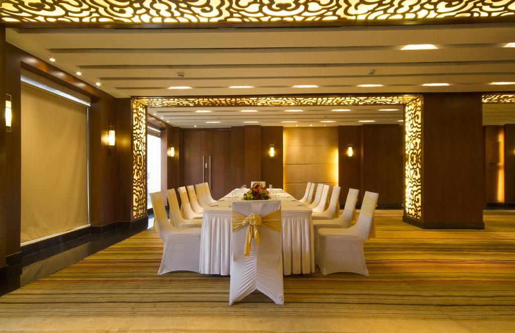 Dolphin Hotel Visakhapatnam Ngoại thất bức ảnh