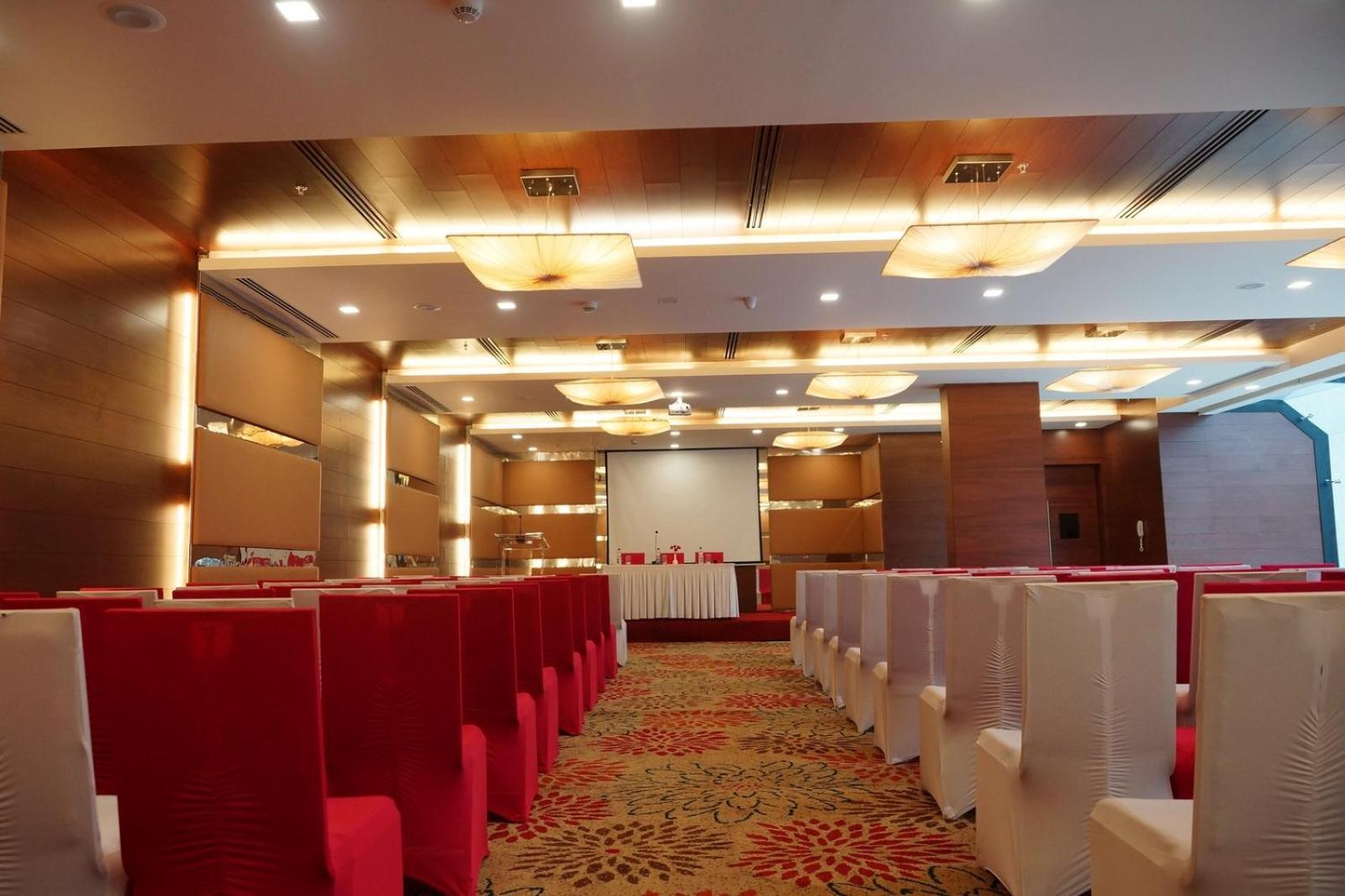 Dolphin Hotel Visakhapatnam Ngoại thất bức ảnh