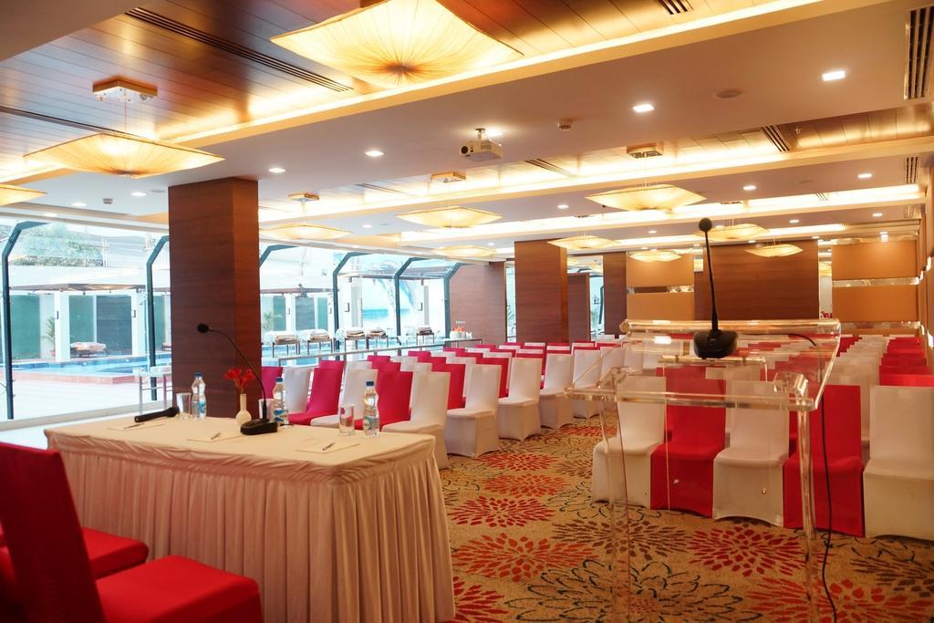 Dolphin Hotel Visakhapatnam Ngoại thất bức ảnh