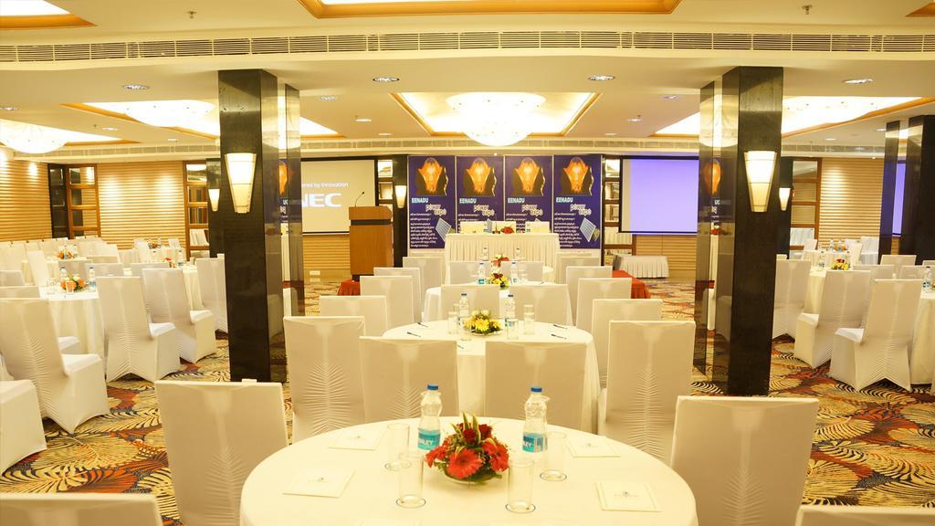 Dolphin Hotel Visakhapatnam Ngoại thất bức ảnh