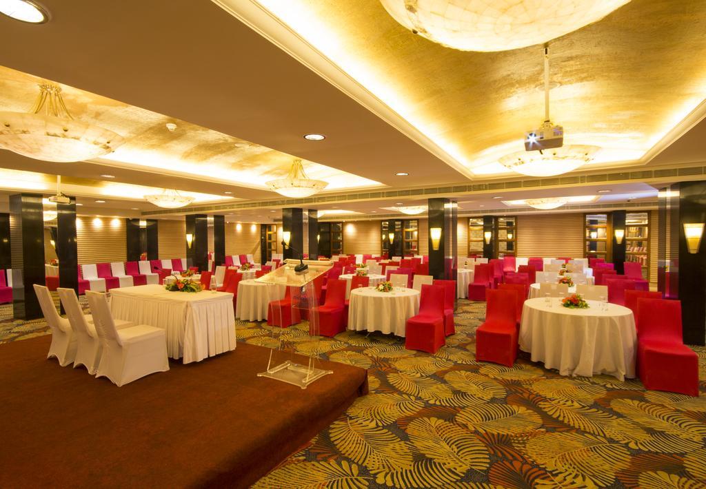 Dolphin Hotel Visakhapatnam Ngoại thất bức ảnh